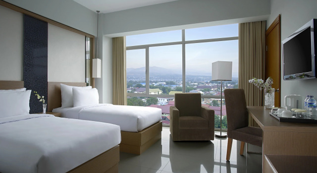 Двухместный номер Superior Hotel Santika Palu