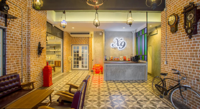X9Hostel