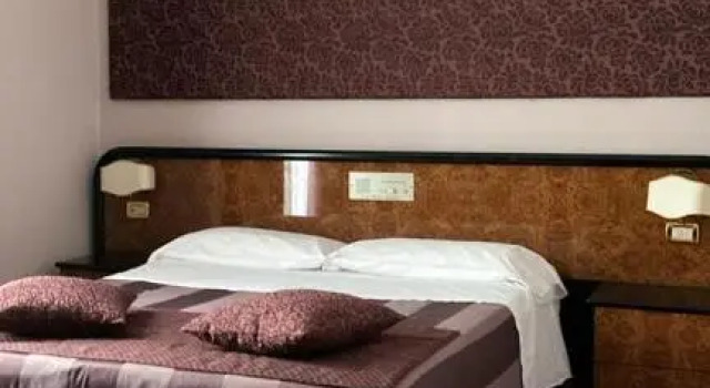 Четырёхместный номер Standard Hotel Villa Regina Margherita