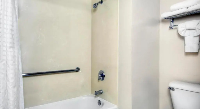 Номер Standard University Park Inn & Suites, an Ascend Collection Hotel