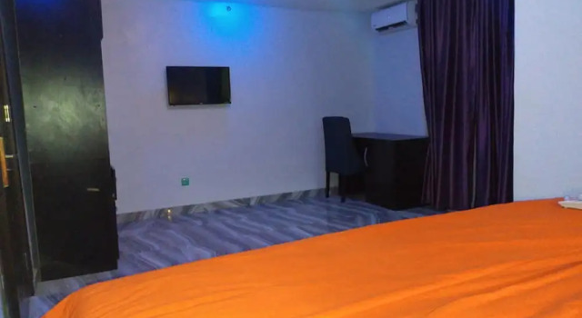 Номер Royal White Court View Hotel