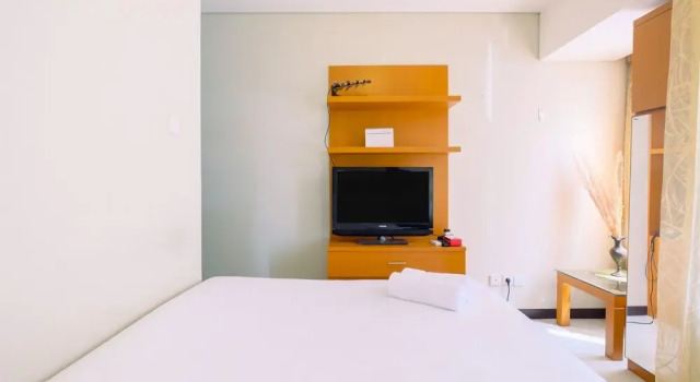 Cozy and Modern Studio at Nifarro Park Apartment by Travelio, Book Apartment Jakarta Jakarta Province