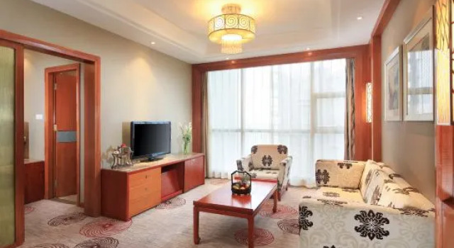 Люкс Deluxe Anhui Empark Grand Hotel