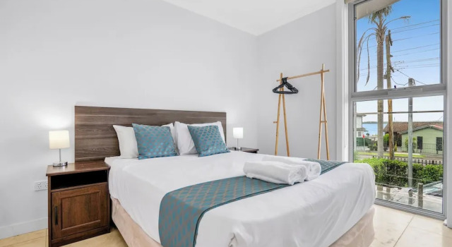 Четырёхместные апартаменты Lakes Resort Toukley