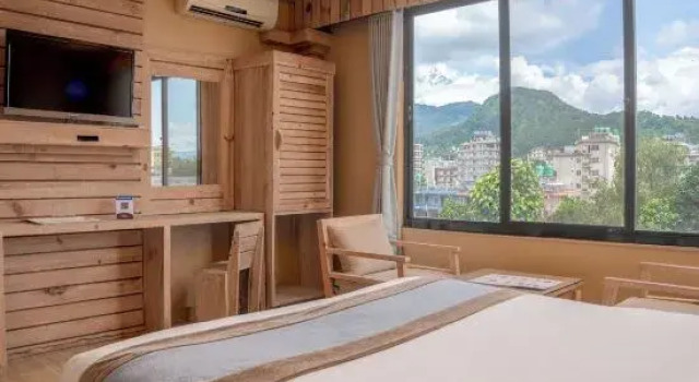 Номер Standard с видом на горы Trekkers Inn Boutique Hotel Pokhara