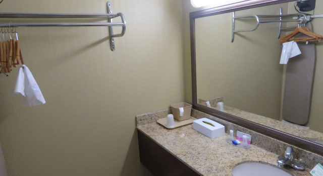 Четырёхместный номер Standard Best Western Athens