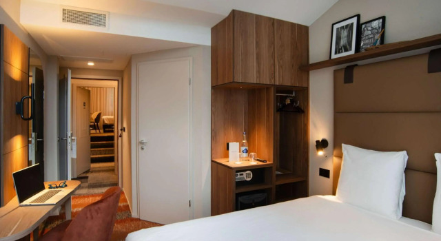 Mercure Fribourg Centre Remparts, Забронировать Отель Фрибур Фрибург, рядом с Железнодорожный вокзал Фрибурга