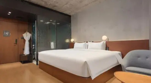 Номер Standard с видом на город Duxiana Hotel