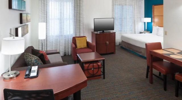 Студия Residence Inn Phoenix North Happy Valley
