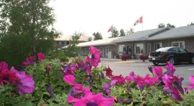 Номер Standard Moonlight Inn and Suites Sudbury