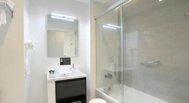 Номер Economy Hotel Alameda
