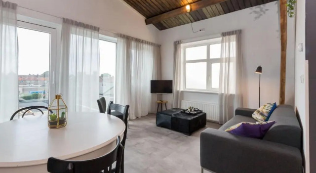 Appartement - Dorpsplein 6 Koudekerke Pleinzicht 6c