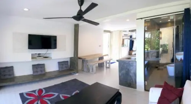 ''chaweng modern villas'' studio 2, Забронировать Отель Отели Чавенг с парковкой, рядом с Театр Самуи, Чавенг, Парковка