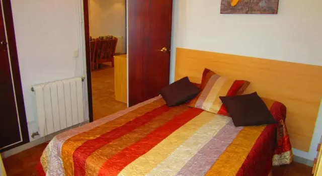 Anforas Mar Els Pins 1-4, Varaa Huoneisto Hotellit Tarragonès uima-altaalla, Uima-allas