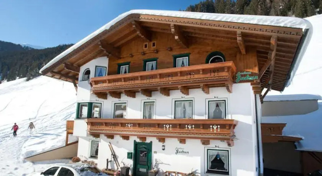 Landhaus Gudrun, Забронировать Дом для отпуска Виллы Тукс, рядом с Канатная дорога Латтенальм №6, Вилла