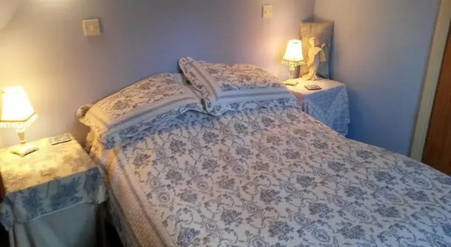 Riverview Bed And Breakfast, Забронировать Отель Отели Ричмонд с парковкой, рядом с Развлекательный центр The Station, Парковка