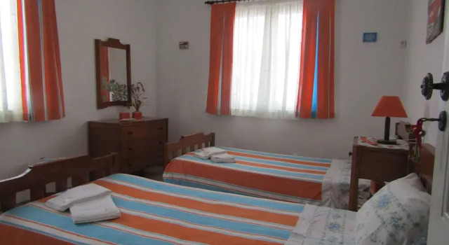 West Coast Surf Hostel, Book Hostel Hostels in Oeste, Hostel