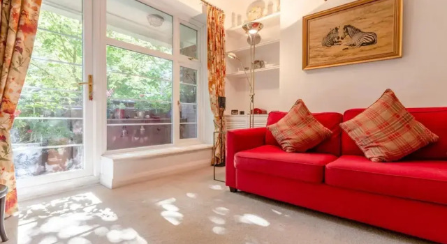 Stylish 2 Bedroom Apartment in Peaceful Richmond