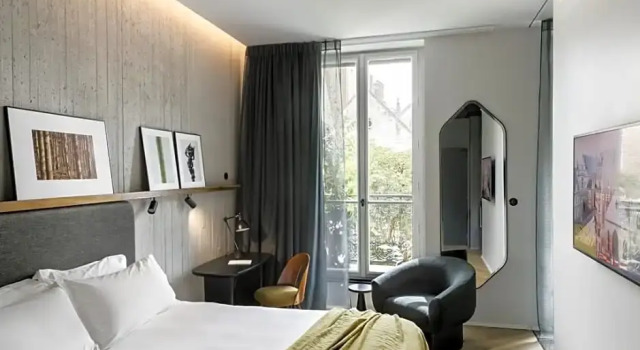Двухместный номер Classic с балконом Hôtel National Des Arts et Métiers