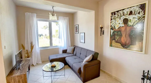 Вилла с 3 комнатами Amelias Villa