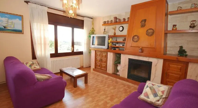 Beautiful Villa in Blanes With Private Swimming Pool, Забронировать Вилла Отели в центре Бланес, в центре