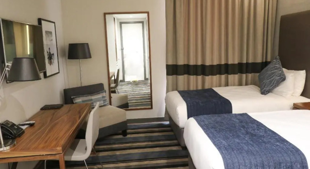 Двухместный номер Standard Mayfair Hotel
