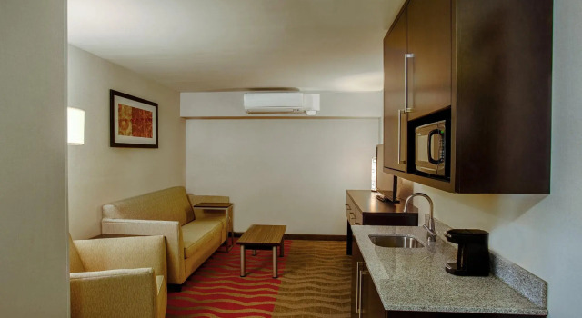 Люкс Holiday Inn Express Baltimore West - Catonsville by IHG