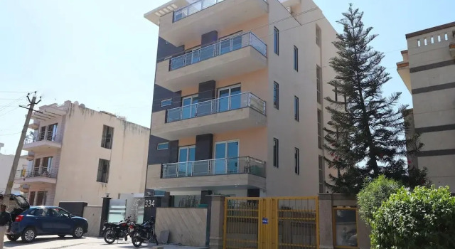 Capital O 12074 Vikrant's Residency, Забронировать Отель Гургаон 