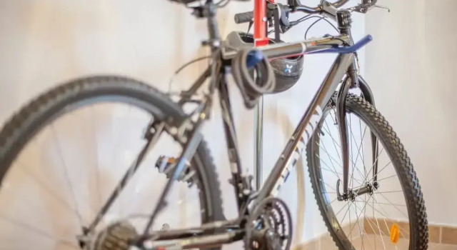 Апартаменты Alfama Charming Apt with 2 Free Bikes By TimeCooler
