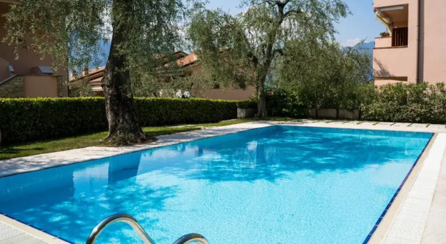 Апартаменты LAKE Beth's House