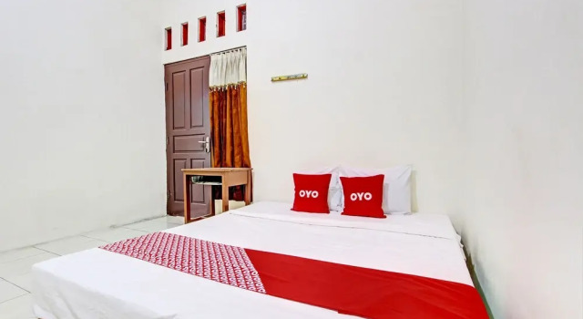 Económica quarto Hotel O Guest House Cemara 2