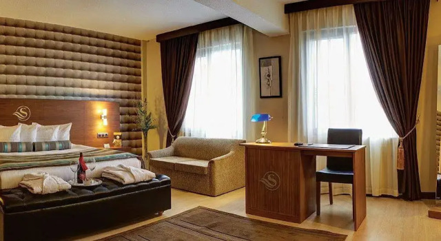 Susuzlu Atlantis Hotel, Rezerwuj Hotel Konak Izmir