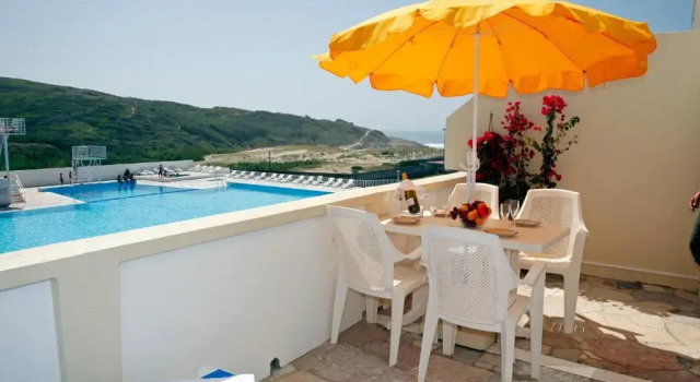 Апартаменты с 2 комнатами с балконом и с видом на море Sintra Sol - Apartamentos Turisticos