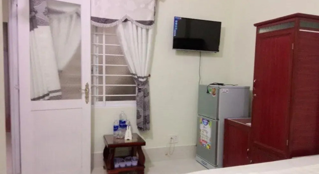 Minh Minh Hotel, Buchen Sie Hotel Con Son Vietnam
