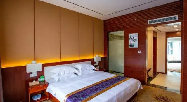 Полулюкс Manju Hotel