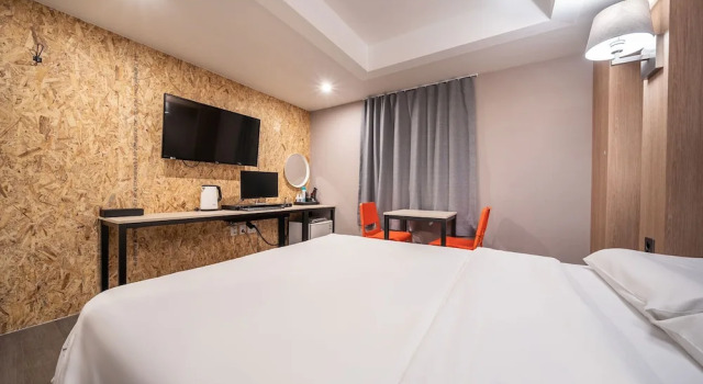 26 Hotel