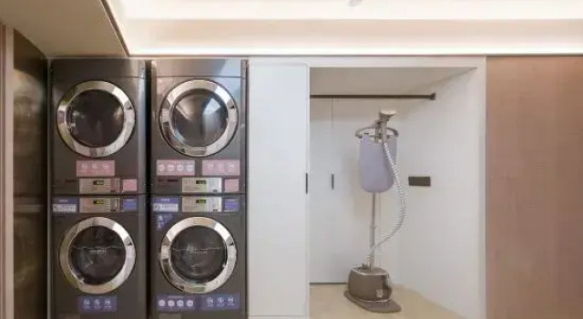 HanTing Hotel (Chongqing Longhu Tianjie Zhongyang Gongyuan Xi Subway Station)