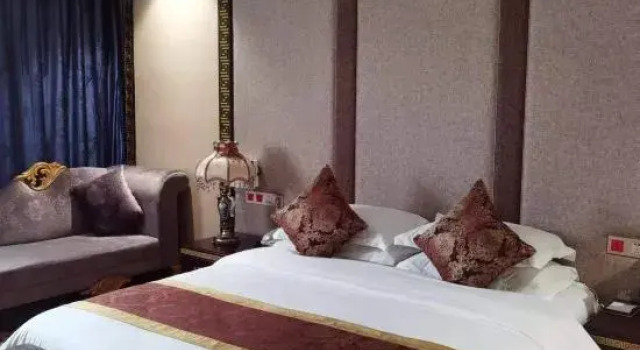 Люкс Business Tianhe Tibetan Culture International Hotel