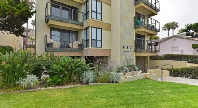 #503 - Charming la Jolla Village Condo W/Endless Ocean Views Two-Bedroom Apartment, Забронировать Апартаменты/квартира Ла-Хойя Сан-Диего, рядом с La Jolla Historical Society