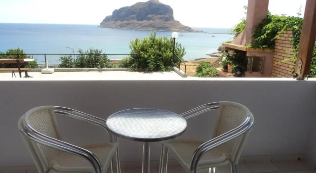 Апартаменты Economy Paraschou Guesthouse