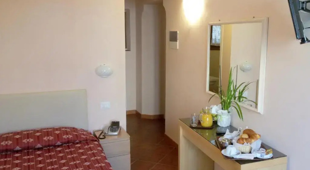 Одноместный номер Comfort Hotel Rita Major