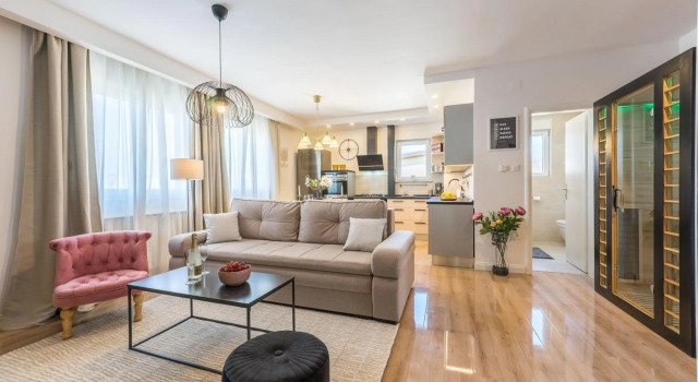 Apartment Emma with sauna, Reserva ahora Apartamento Zagreb Croacia, cerca de Pabellón Arena Zagreb