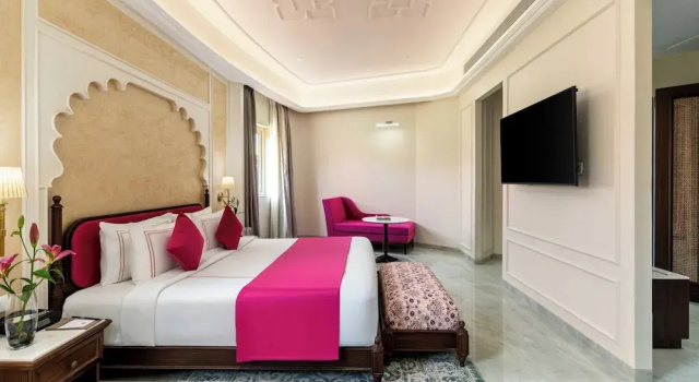 Люкс с балконом Sayaji Resorts & Spa Udaipur