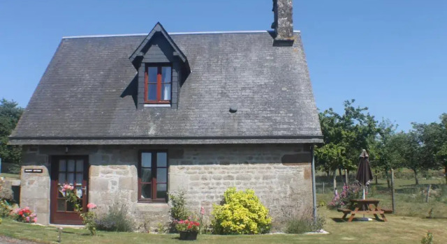 Коттедж c 1 комнатой Romantic Cottage