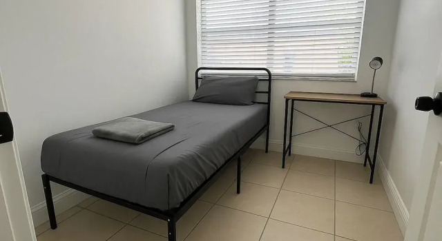 Pacifica by Fort Lauderdale Airport, Забронировать Гостевой дом Гостевые дома штата Флориды, Гостевой дом