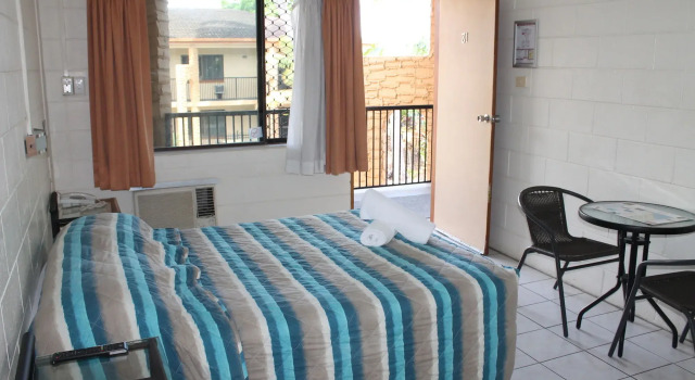 Oasis Inn Cairns