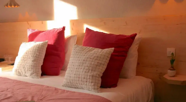 Двухместный номер Classic с балконом Hotel Spa Azteca Barcelonnette