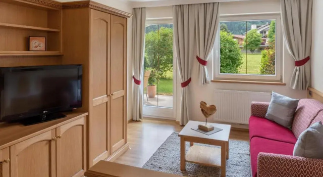 Апартаменты Deluxe Alpenresidenz-Sonnwend - Wellness Apartments nahe Zillertal Arena