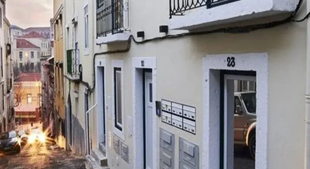 Lis Apartments