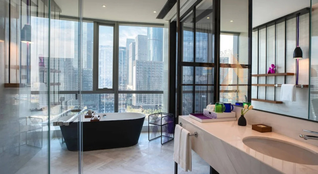 Четырёхместный номер Standard с видом на город Renaissance Nanning Hotel